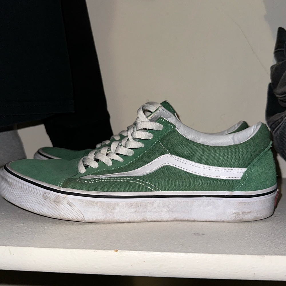 Size 11 vans old skool duck green